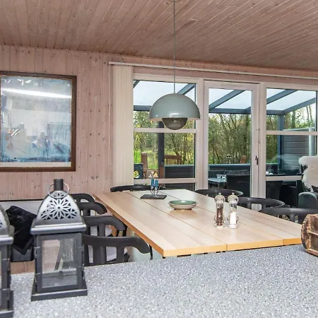6 Person Holiday In Oksb L בית נופש Oksbøl