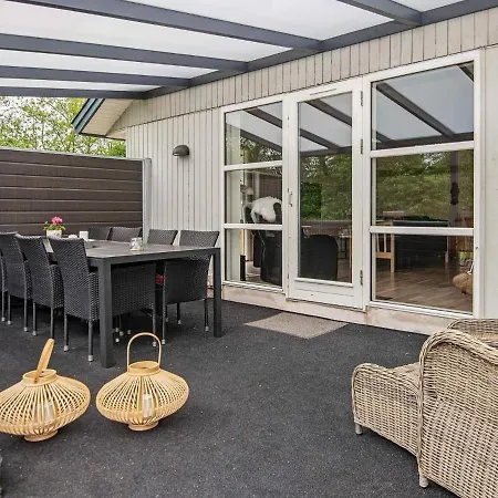 6 Person Holiday In Oksb L Holiday home