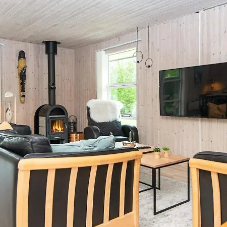 6 Person Holiday In Oksb L בית נופש Oksbøl